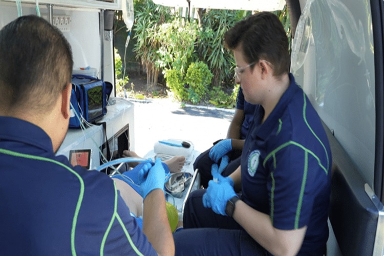 Pit Crew Rapid Sequence Intubation: A Team Approach – Online Course