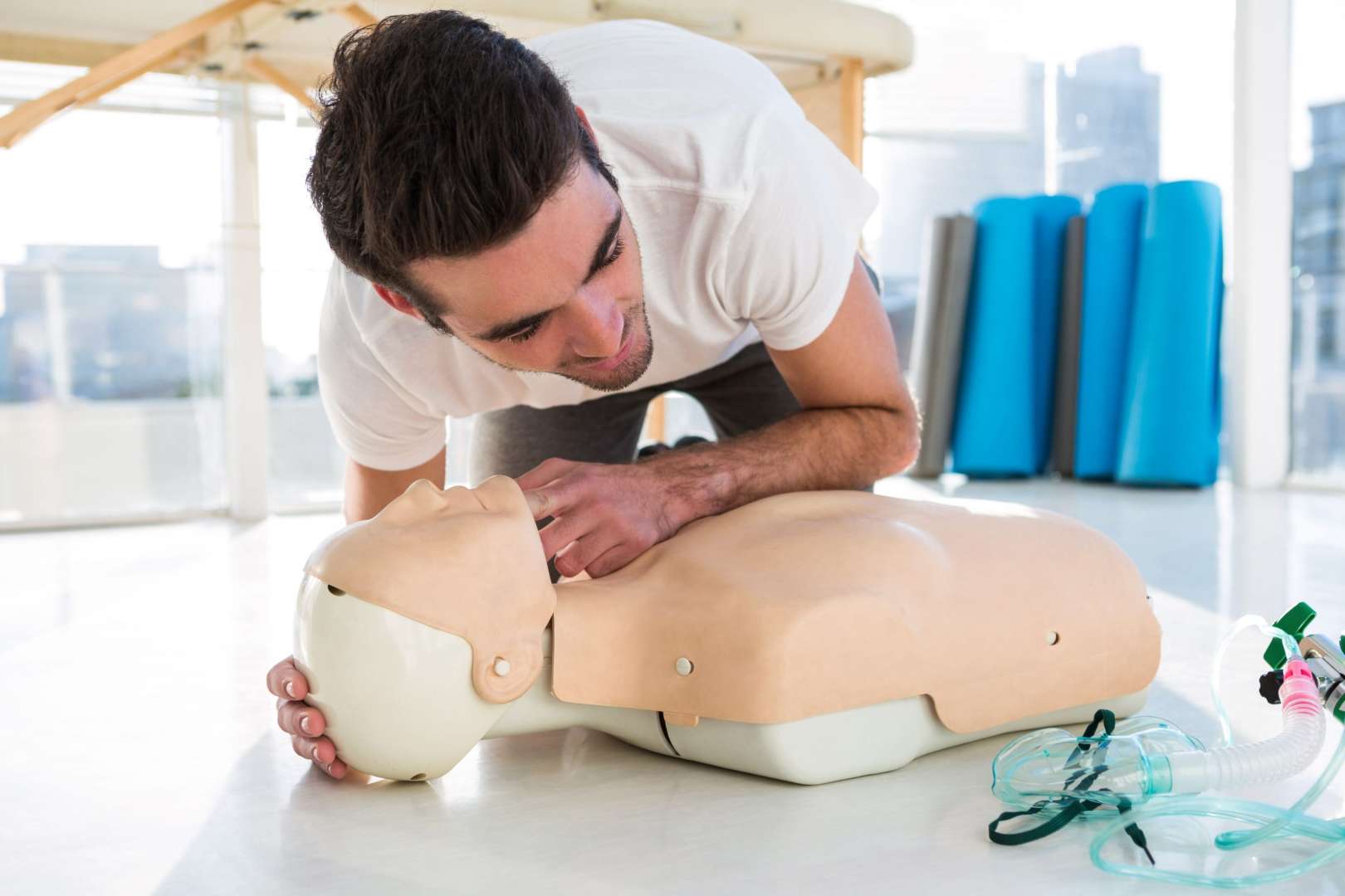 Heart saver First® Aid CPR AED